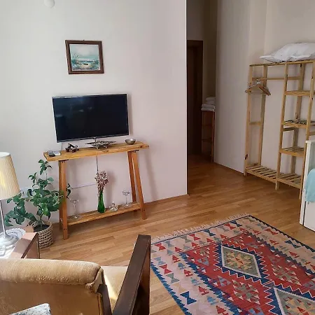 Appartamento Juno A Flat In The *